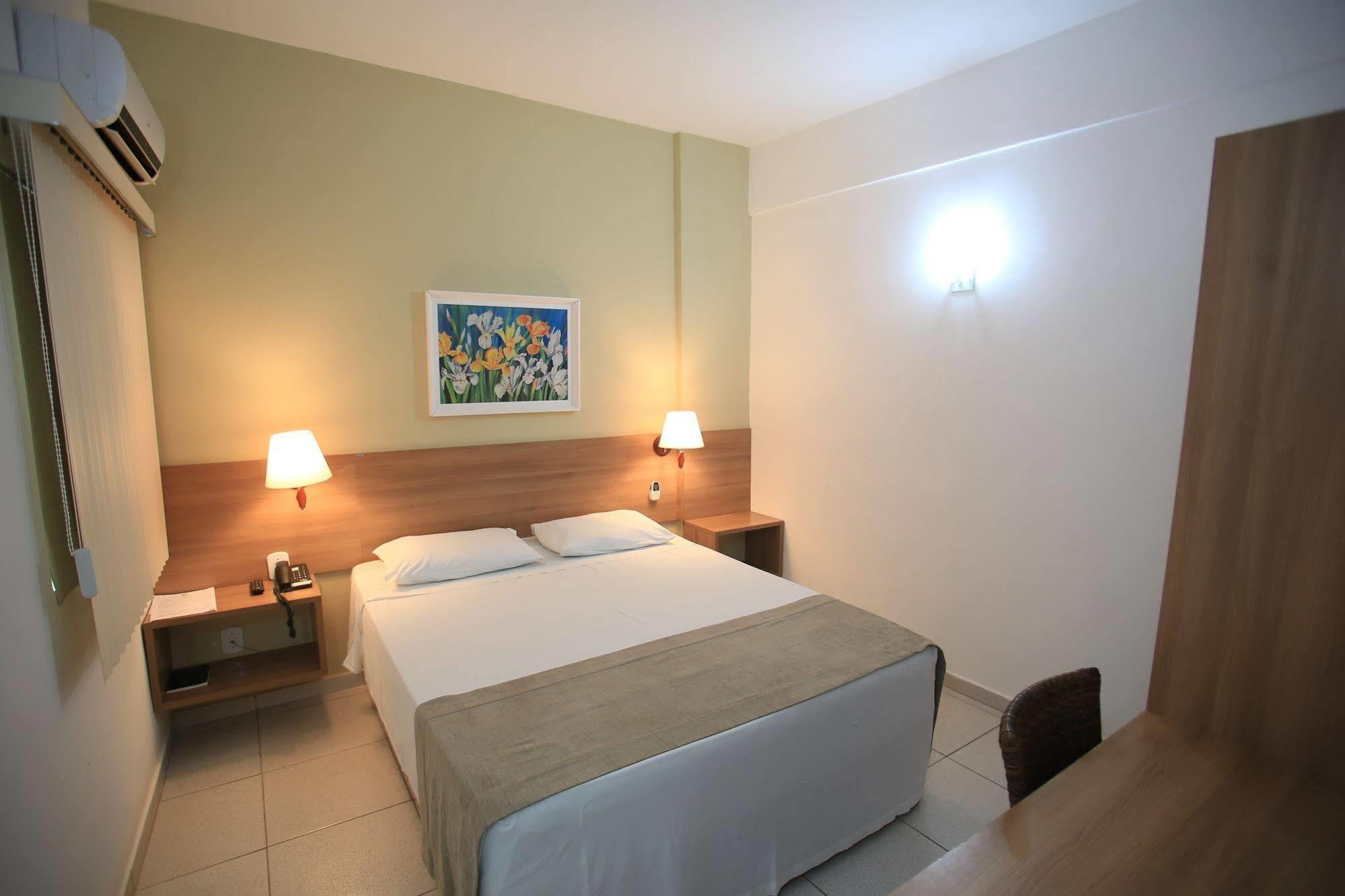 Hotel Larison Economy à Pôrto Velho Extérieur photo